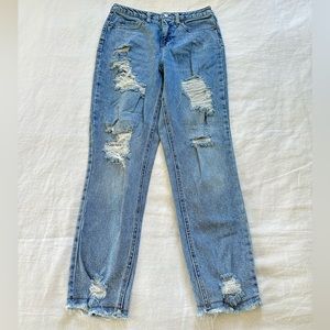 Wild Fable distressed high rise mom jeans size 4.